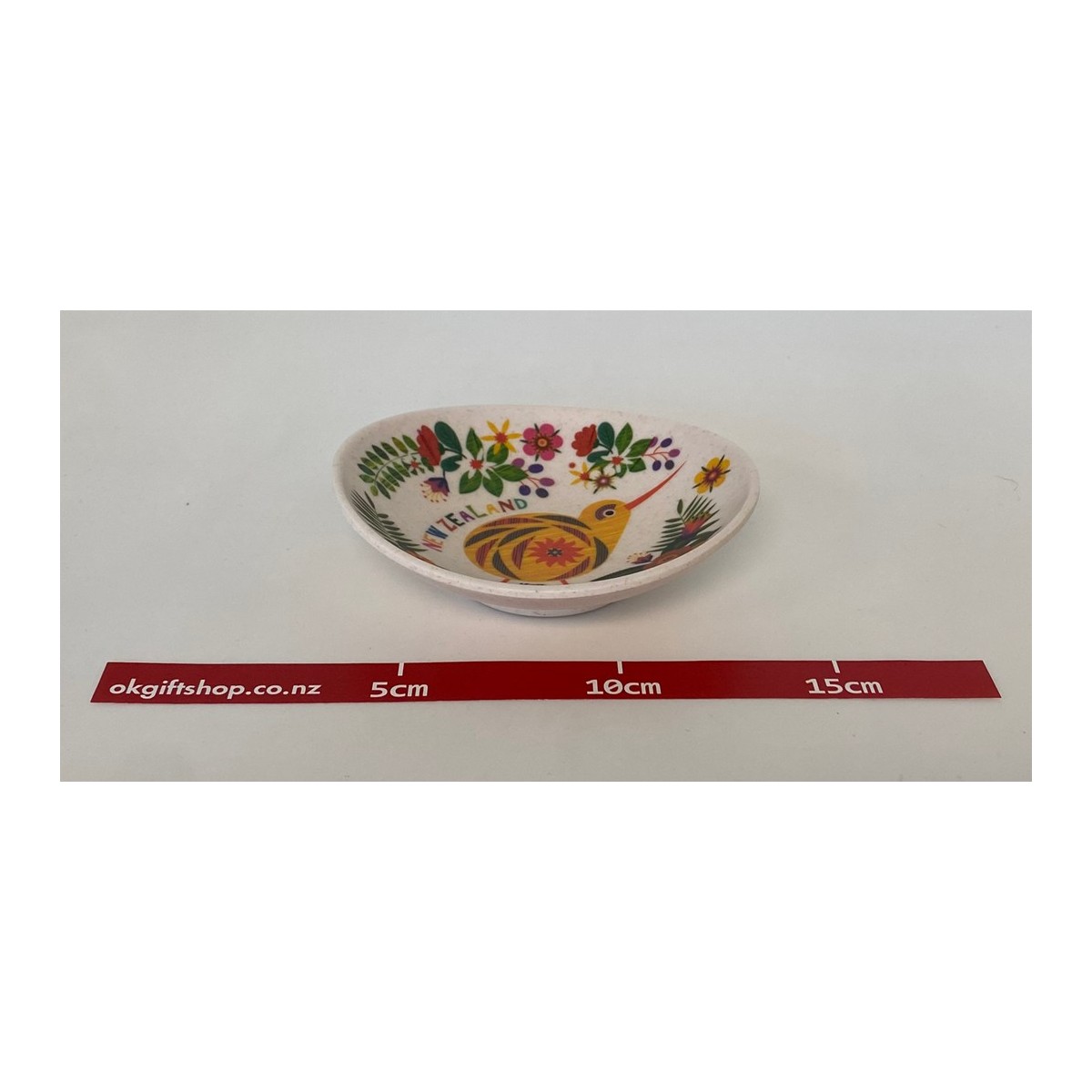 (image for) Bamboo Oval DishRetro Kiwi